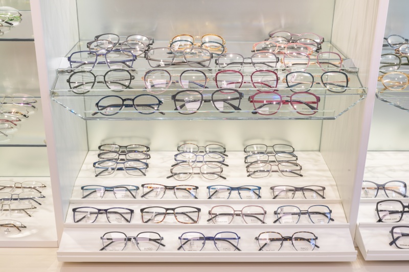 Fassungen - Kneppeck Augenoptik & Optometrie